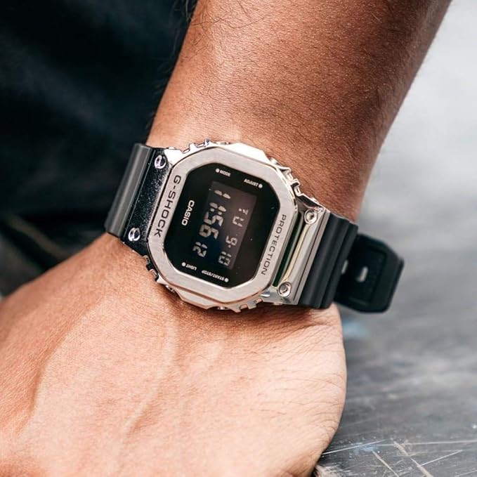 GM-5600-1ER hand