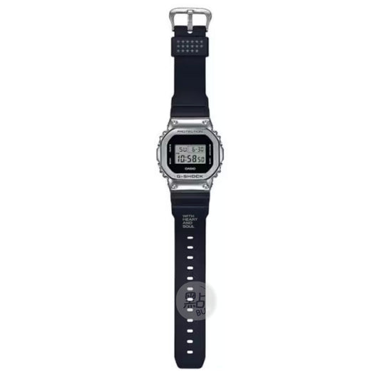 CASIO-GM-5600RI20-1JR-strap