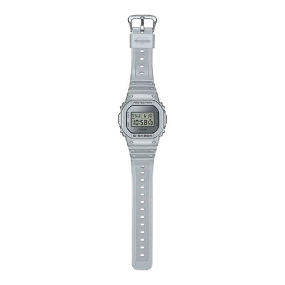 卡西歐 DW-5600FF-8ER - 錶帶特寫