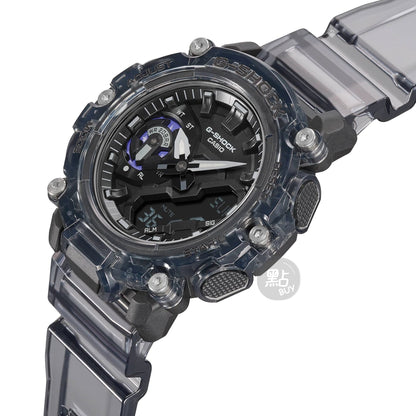 CASIO GA-2200SKL-8AER G-Shock 樹脂錶帶 200米防水 - 手錶四分之三角度圖，突顯側邊按鈕及錶冠
